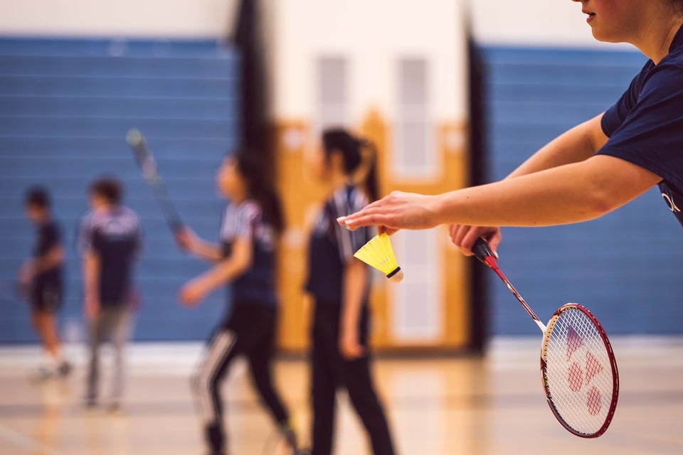 Badminton in der Schule