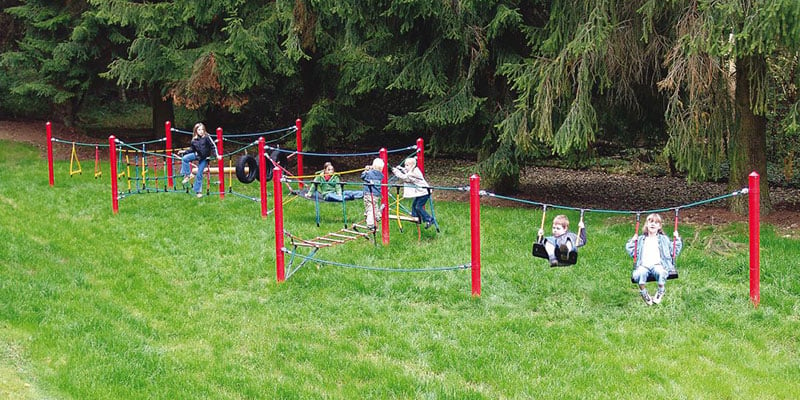 Kletterparcours für den Spielplatz