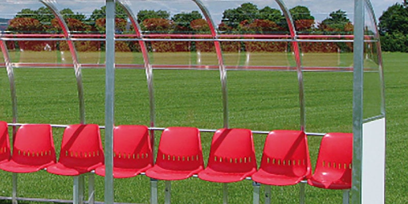 Spielerkabinen auf den Sportplatz