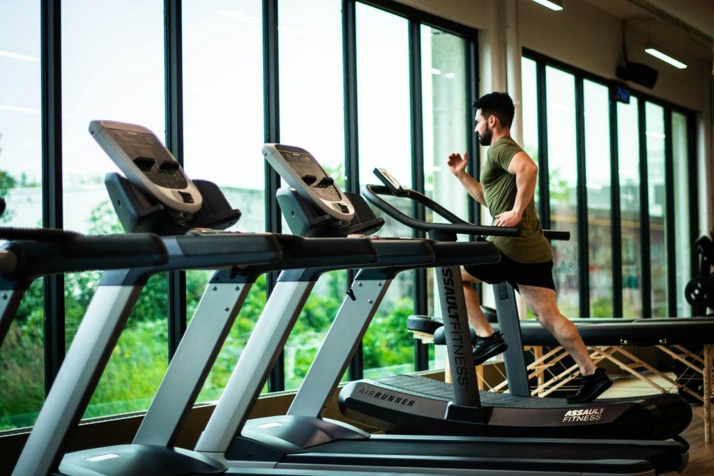 Laufband Fitnessstudio