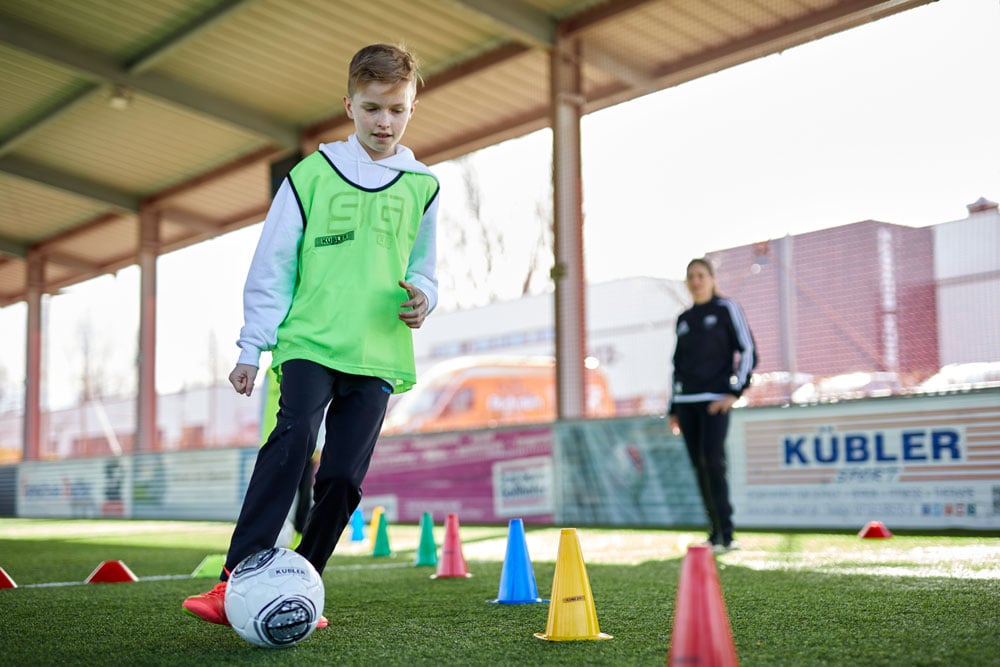 Fußballspiel bei der Miniolympiade