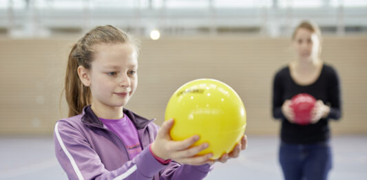 Ballspiele Schule
