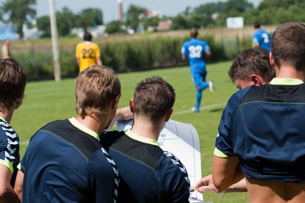 Taktikbesprechung Fußball