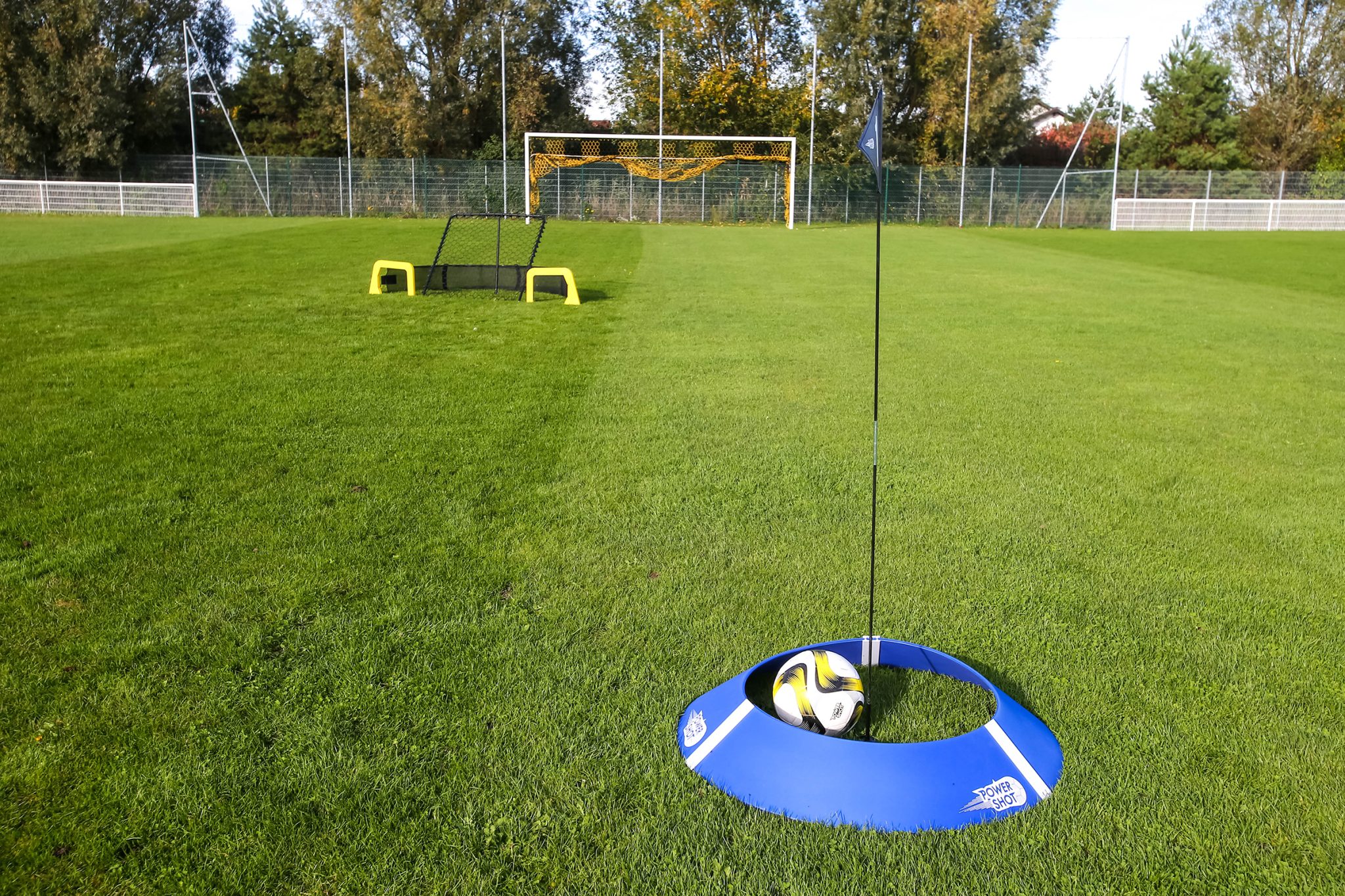 Fußballgolf Putten mit dem Fuß Kübler Sport Magazin