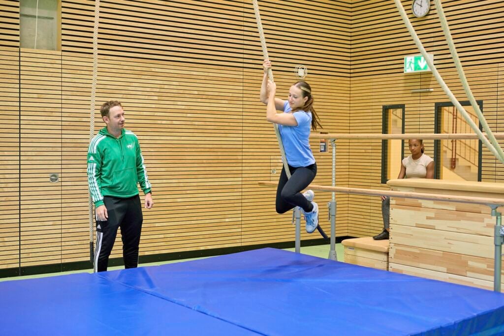 Sportlehrer in Sportunterricht