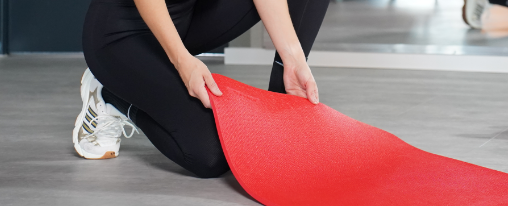 Hochwertige Fitnessmatte kaufen Viele bunte Fitnessmatten in unteschiedlichen Dicken