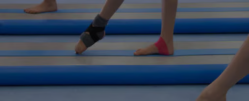 AirTrack im Kübler Sport Onlineshop kaufen Luftgefüllte AirTrack Matte für den Trainingsbetrieb im Sportverein