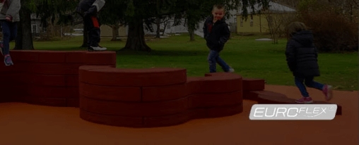 EUROFLEX Fallschutzplatten auf einem Vereins-Spielplatz sorgen f&uuml;r Sicherheit und Schutz bei Sport und Spiel
