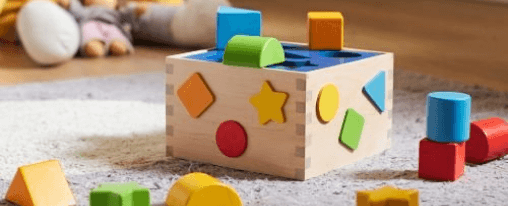 Holzspielzeug und Kinderspielzeug von goki f&uuml;r die Kinderbetreuung in Kita und Kindergarten