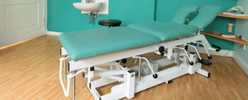 Hochwertige Extensionsliege f&uuml;r physiotherapeutische Praxen zur Extension und Traktion der Wirbels&auml;ule