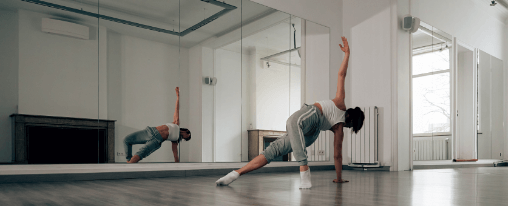 Therapiespiegel kaufen im Kübler Sport Onlineshop Hochwertige Therapiespiegel für Therapiebedarf in Praxen und Kliniken: Verschiedene Ausführungen für professionelle Anwendungen