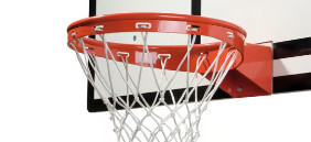 Basketballkörbe kaufen Basketballkorb, bestehenden aus rotem Ring und weißem Netz mit Basketballzielbrett
