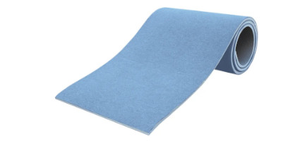 Blaue Rollmatte für das Bodenturnen