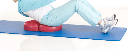 Aero Step bei Kübler Sport kaufen – Ihr Partner für effektives Training Fitnessbegeisterte nutzen den Aero Step für Balance- und Koordinationstraining