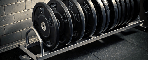 Verschaffen Sie sich einen Überblick über verschiedene Ausführungen von Hantelscheibenständern für Ihr Trainingsequipment.