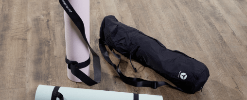 Yogatasche kaufen – stilvoll und praktisch für unterwegs Funktionale Yogatasche zum sicheren Transport von Yogamatte und Zubehör – ideal für Studio und Reisen.