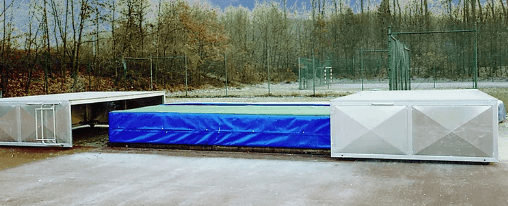 Schutzabdeckung für Hochsprungmatten – ideal zum Schutz vor Witterung, Schmutz und mechanischer Beanspruchung.