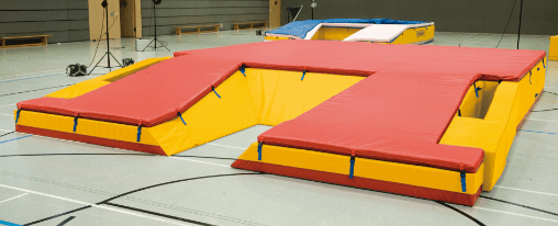 Stabhochsprungmatte für Leichtathletik Hochwertige Stabhochsprungmatte mit stoßdämpfender Oberfläche – ideal für Training und Wettkampf im Stabhochsprung.
