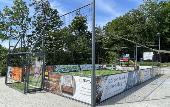 Soccer-Court ARENA PRO 15 x 10 m Soccer-Court ARENA PRO 15 x 10 m