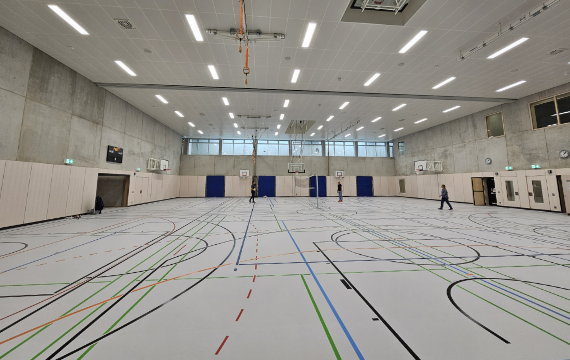 Zweifachsporthalle Münchner Farbe Schulen