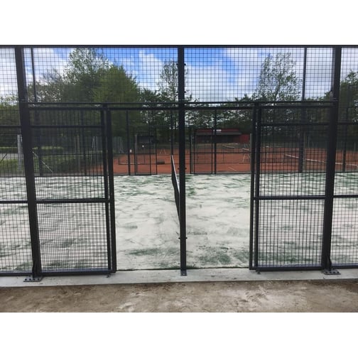 Mehrpreis Schiebetüren Padel Courts