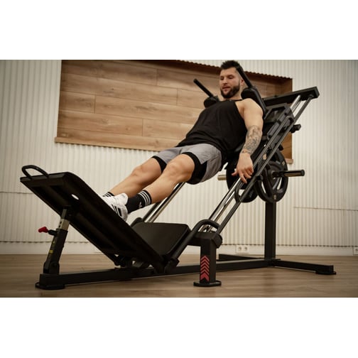 BH Fitness® Hack Squat