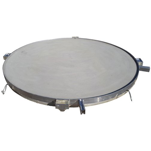 Kugelstoßring mit Betonplatte