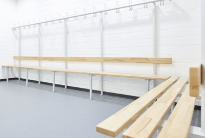 Umkleiden &amp; Funktionsräume