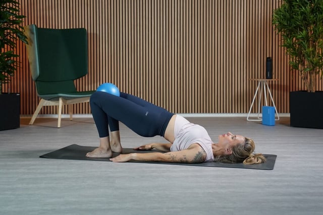 Isometrische &Uuml;bungen erkl&auml;rt | K&uuml;bler Sport