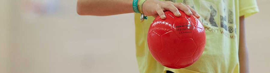 Vielseitiger Elefantenhautball für Sport, Schule und Freizeit: robust und griffig, ideal als Schaumstoffball und Softball