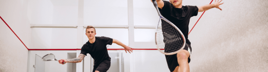 Umfassende Squash-Ausrüstung für Racketsport mit Schläger, Bällen und Zubehör für Training und Wettkampf